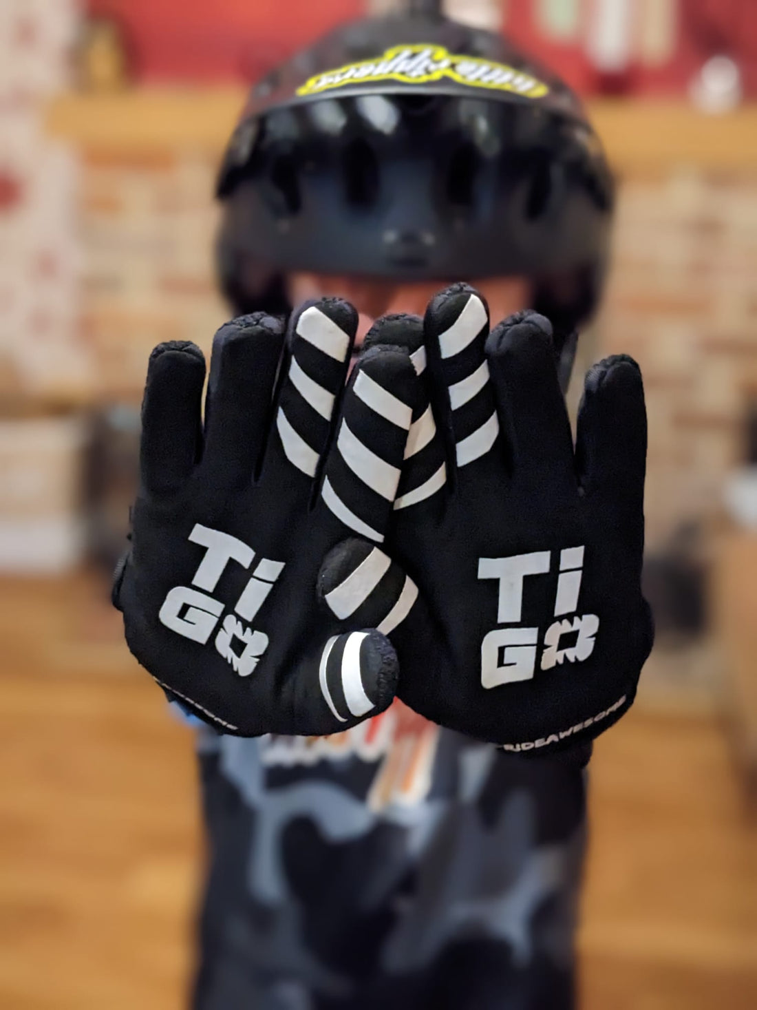 The Essential Guide to Kids' Cycling Gloves: Comfort, Safety, and Fun!