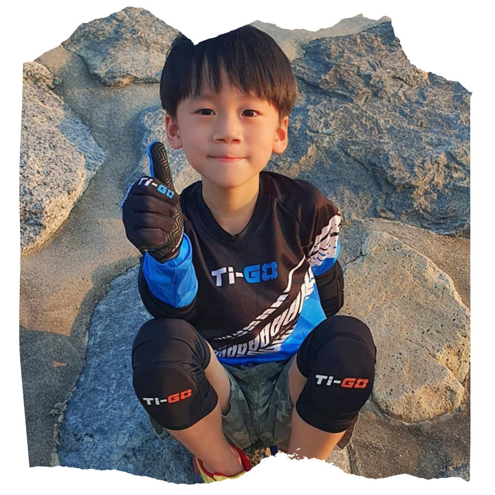 Ti-GO Kids Long Finger Tech Cycling Gloves 2.0